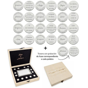 ARRAS PERSONALIZADAS PALABRA + FRASE · ACERO PLATEADO + ESTUCHE MADERA + BANDEJA