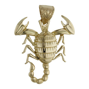COLGANTE ORO 18KL ESCORPION - 47x52MM - Peso: 23.70 gr 