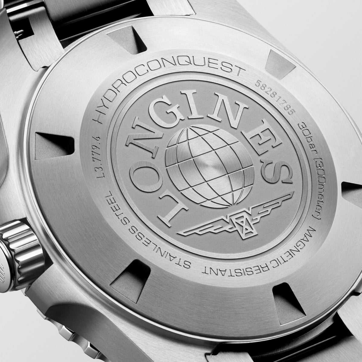 Longines Hydroconquest L3.779.4.06.6: detalle del fondo de caja de acero inoxidable